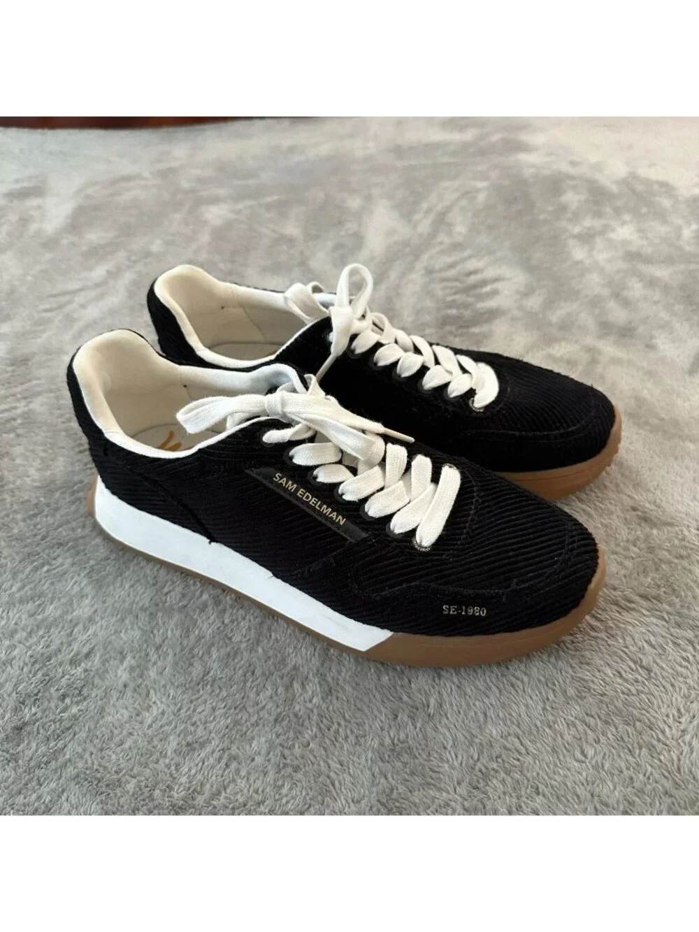 Sam Edelman Layla Sneakers Women's 10 Black Corduroy Shoes